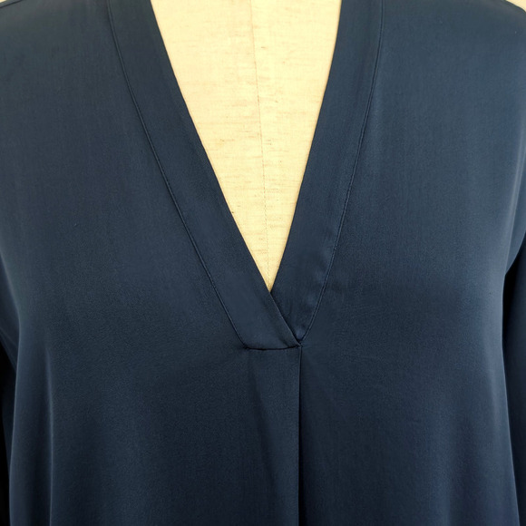 Vince Silk Tunic Shift Dress Size 2 Blue Stretch Pockets V-Neck L/S Minimalist - Picture 3 of 12